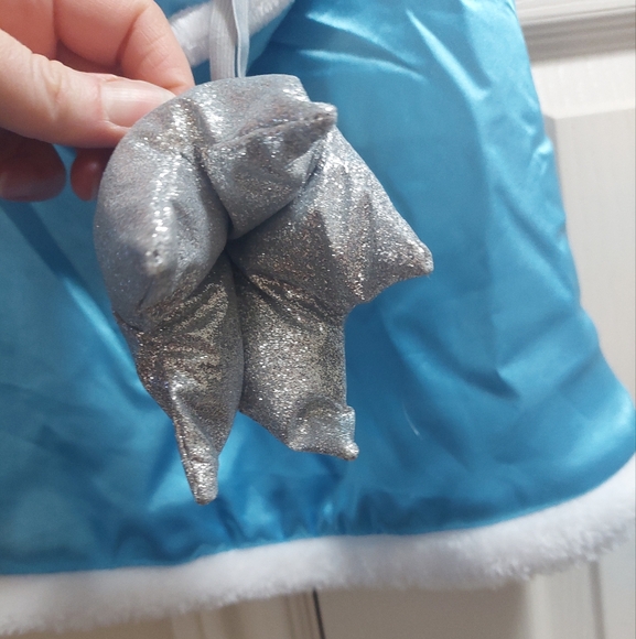 Dog Ice Princess Costume - Picture 4 of 8